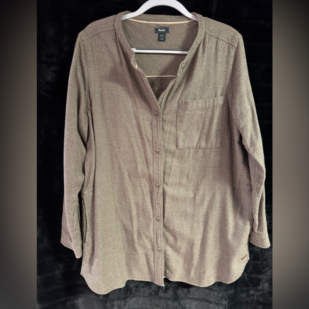 Roots Canada Textured Knit Sweater - Tan
